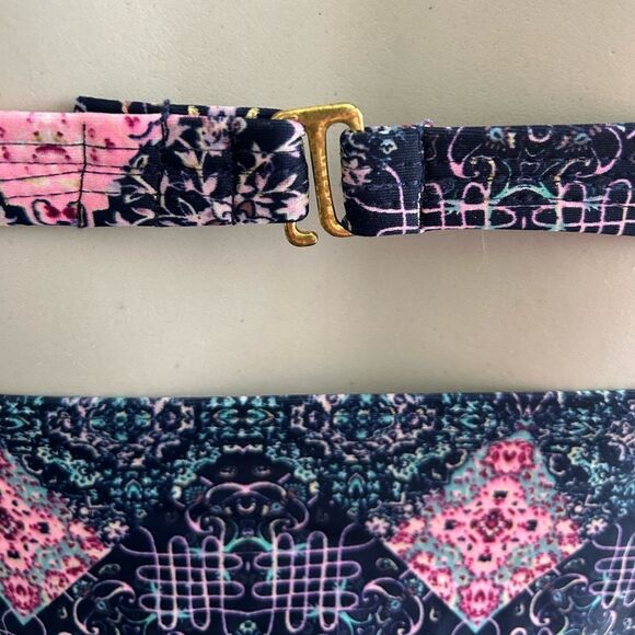 Island Soul Navy Blue Multi Macrame High Neck Tankini Swim Top Size Small - Picture 4 of 7